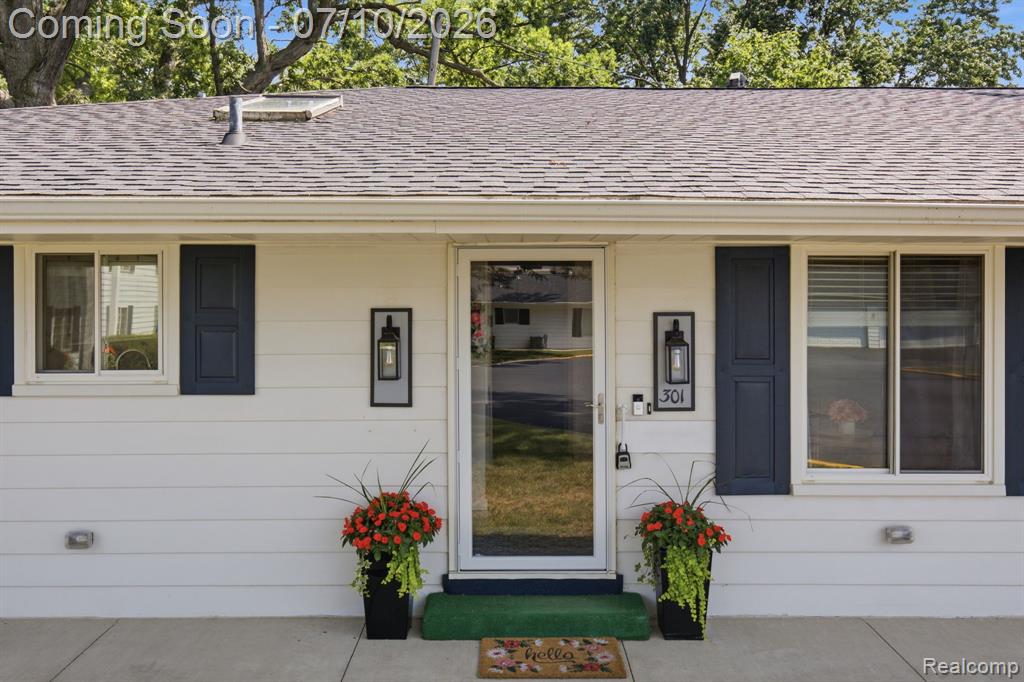 1501 River Road, 301, St. Clair, MI 48079