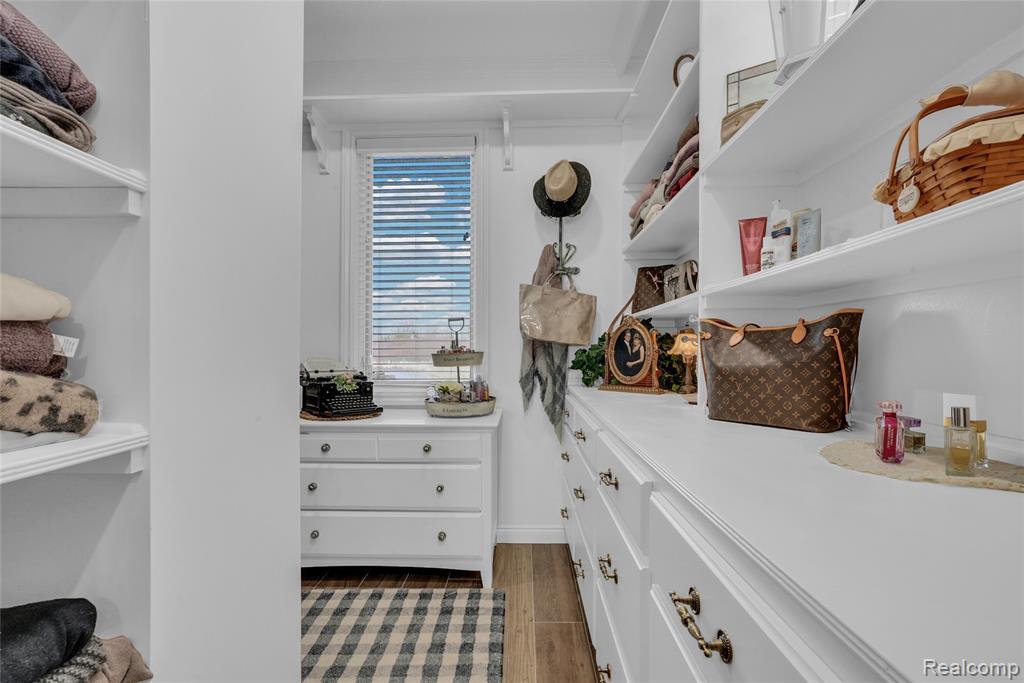 130 Whites Court, Houghton Lake, MI, 48629