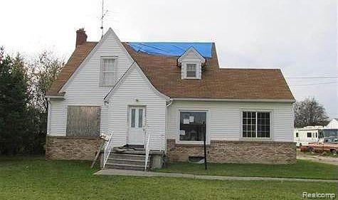 5069 Clio Road, Flint, MI 48504 — Photo 2