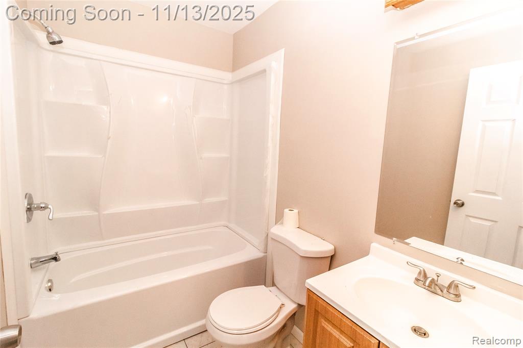 760 Sebek Street, Oxford, MI 48371 — Photo 12