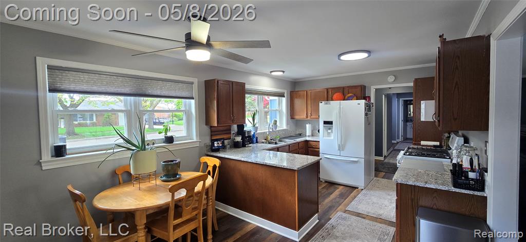 6948 Chirrewa Street, Westland, MI — Photo 5