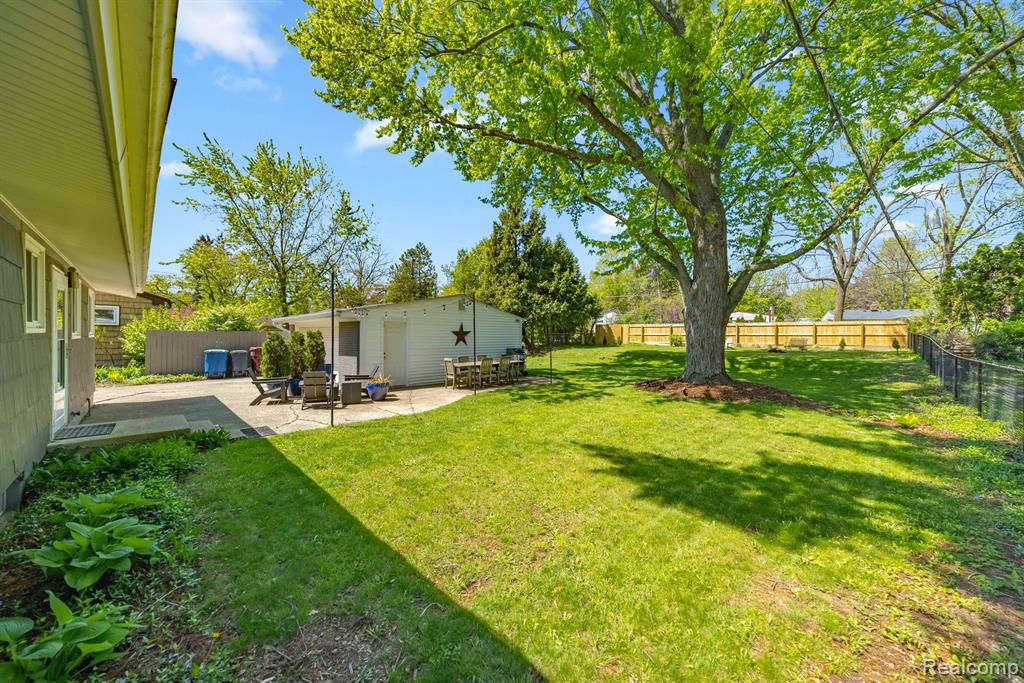 2710 Radcliffe Avenue, Ann Arbor, MI 48104 — Photo 41