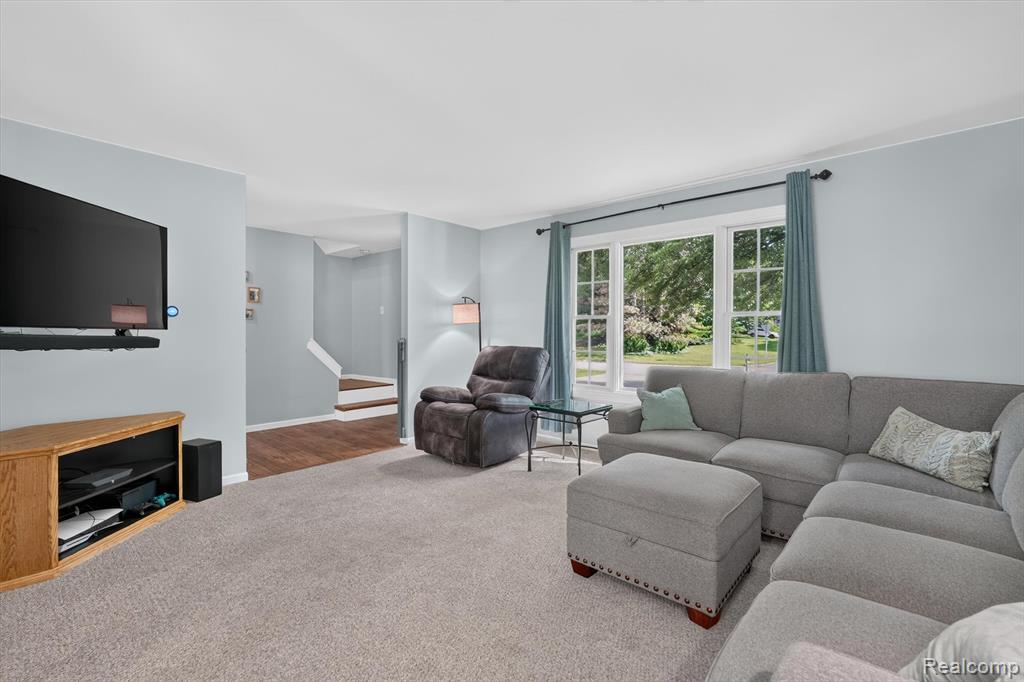 5521 Independence Colony Road, Grand Blanc, MI 48439 — Photo 9