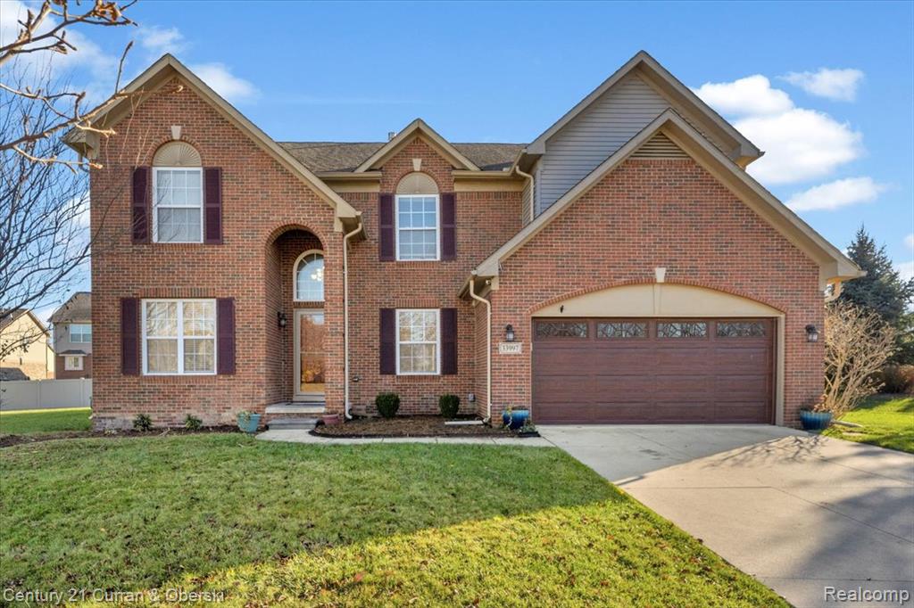 33997 Brownswood Blvd, Rockwood, MI — Photo 2