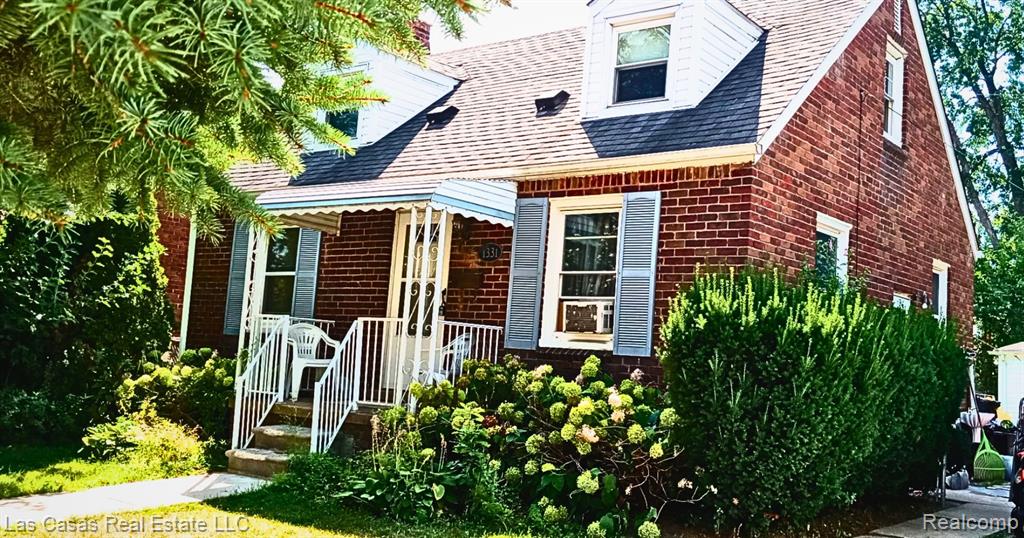 1331 Detroit Avenue, Lincoln Park, MI 48146