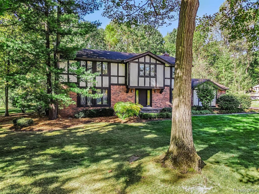 5962 Oakland Valley Drive, Rochester, MI 48306 — Photo 43