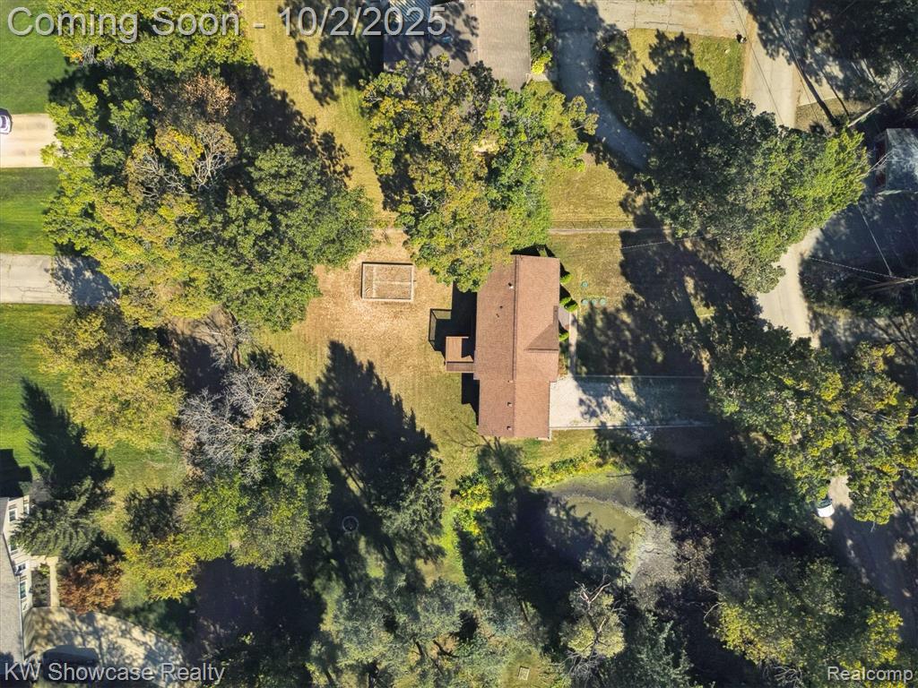 8760 Cooley Beach Drive, White Lake, MI — Photo 11