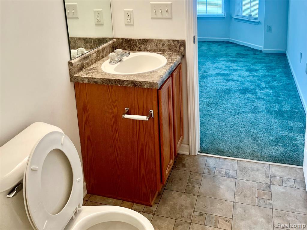 22678 Goddard Road N, Taylor, MI 48180 — Photo 8