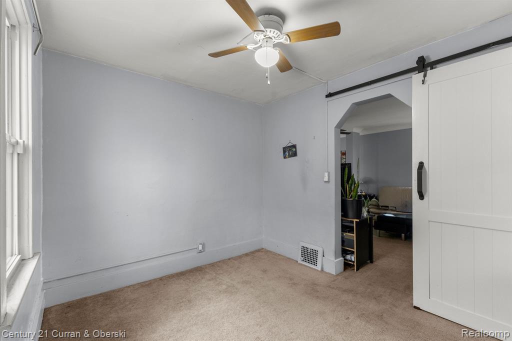 736 FORD Avenue, Wyandotte, MI 48192 — Photo 10