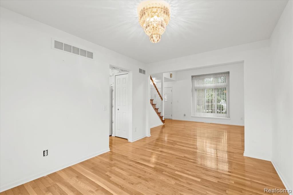 5747 Glen Creek Court, Ann Arbor, MI 48108 — Photo 12