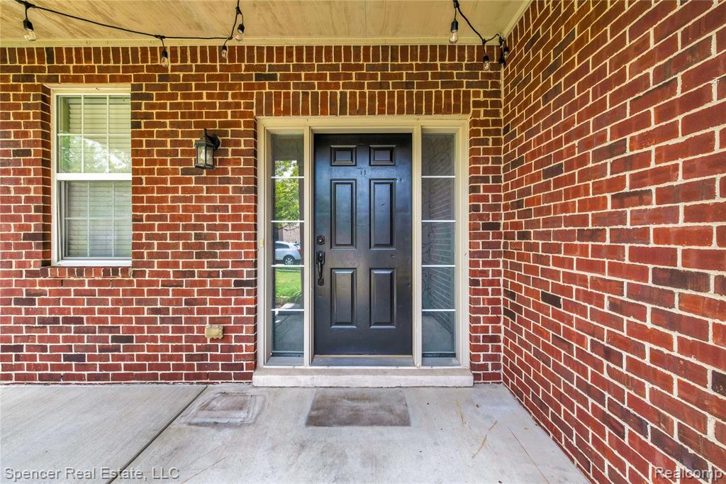 6125 Cheshire Park Drive, Clarkston, MI — Photo 4