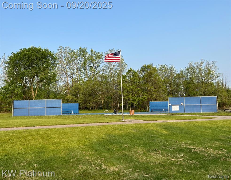 3551 STRAWBERRY Lane, Port Huron, MI 48060 — Photo 46