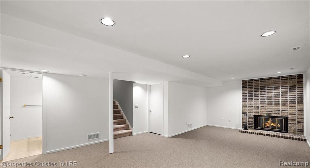1806 S Hill Boulevard, Bloomfield Hills, MI 48304 — Photo 30