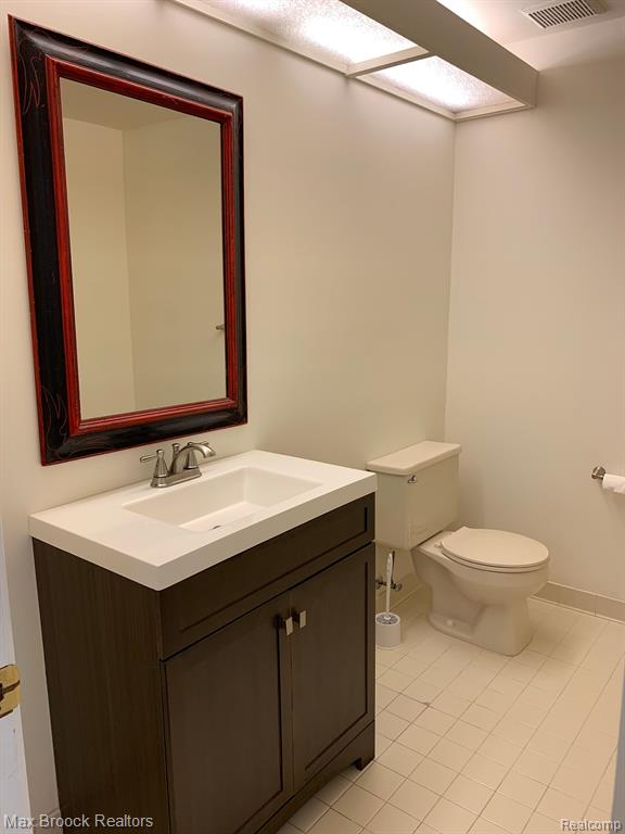 6798 CHIMNEY SWEEP, West Bloomfield, MI — Photo 10