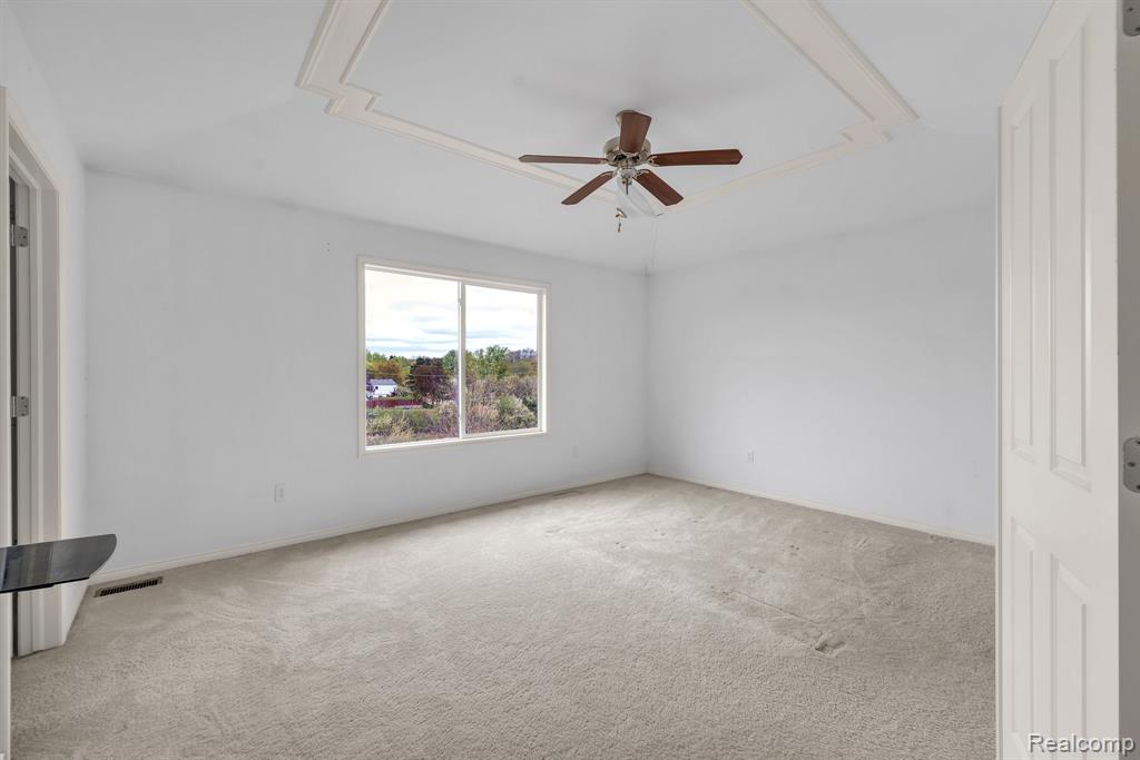 42088 Woodglen Drive, Novi, MI — Photo 24