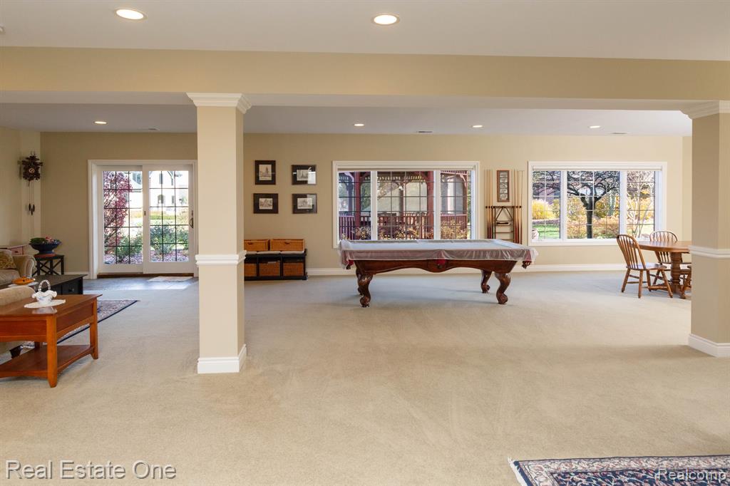 658 Langley Road, Rochester Hills, MI 48309 — Photo 46