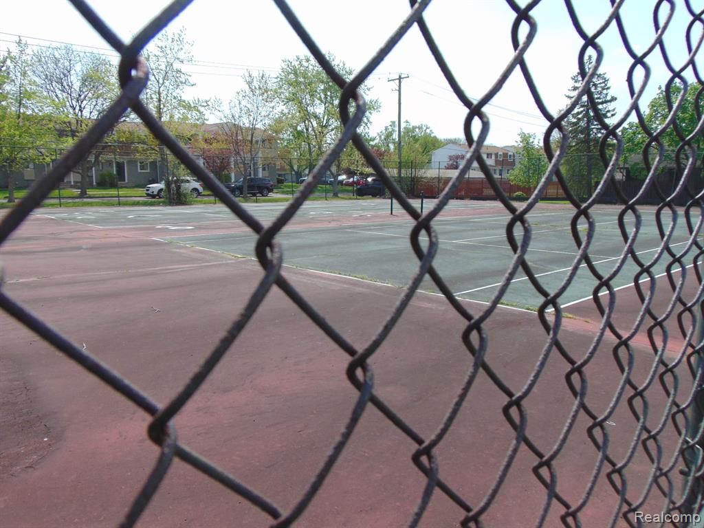 26230 Inkster Road, Southfield, MI 48033 — Photo 32