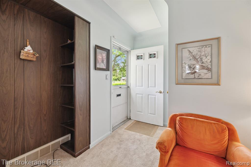 812 E Atherton Road, Flint, MI 48507 — Photo 4