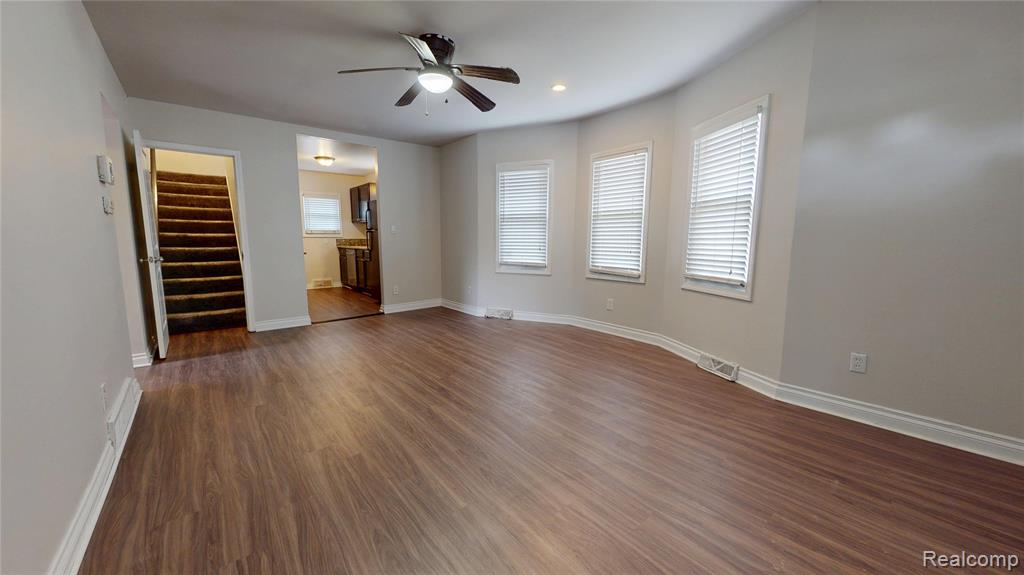 735 Cameron Avenue, Pontiac, MI 48340 — Photo 5
