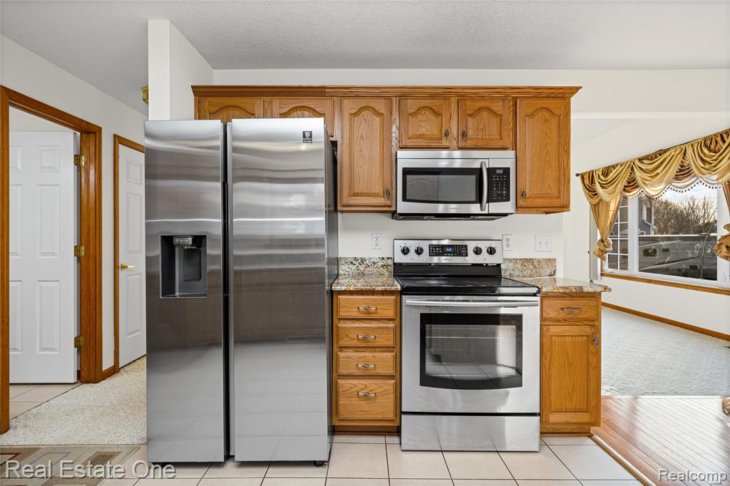 4438 Great Oaks Drive, Grand Blanc, MI 48439 — Photo 18