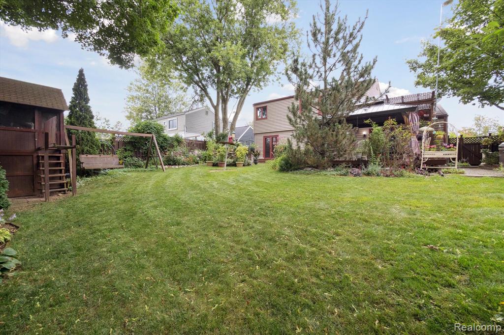 42359 Park Ridge Road, Novi, MI — Photo 27