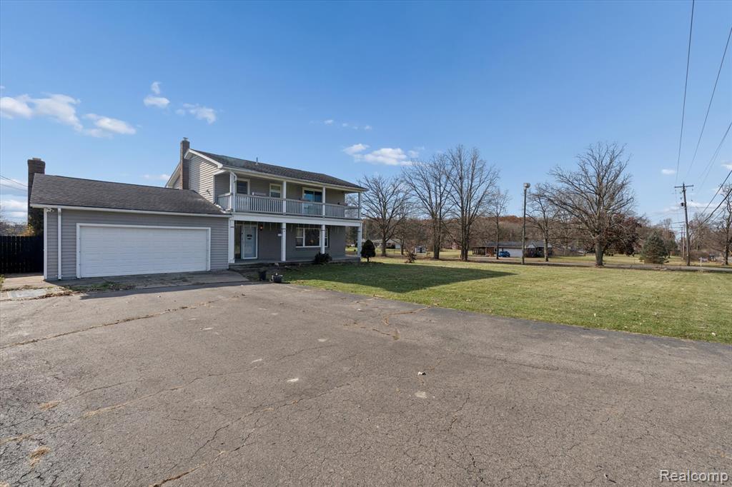 6024 E Holly Road E, Holly, MI 48442 — Photo 2