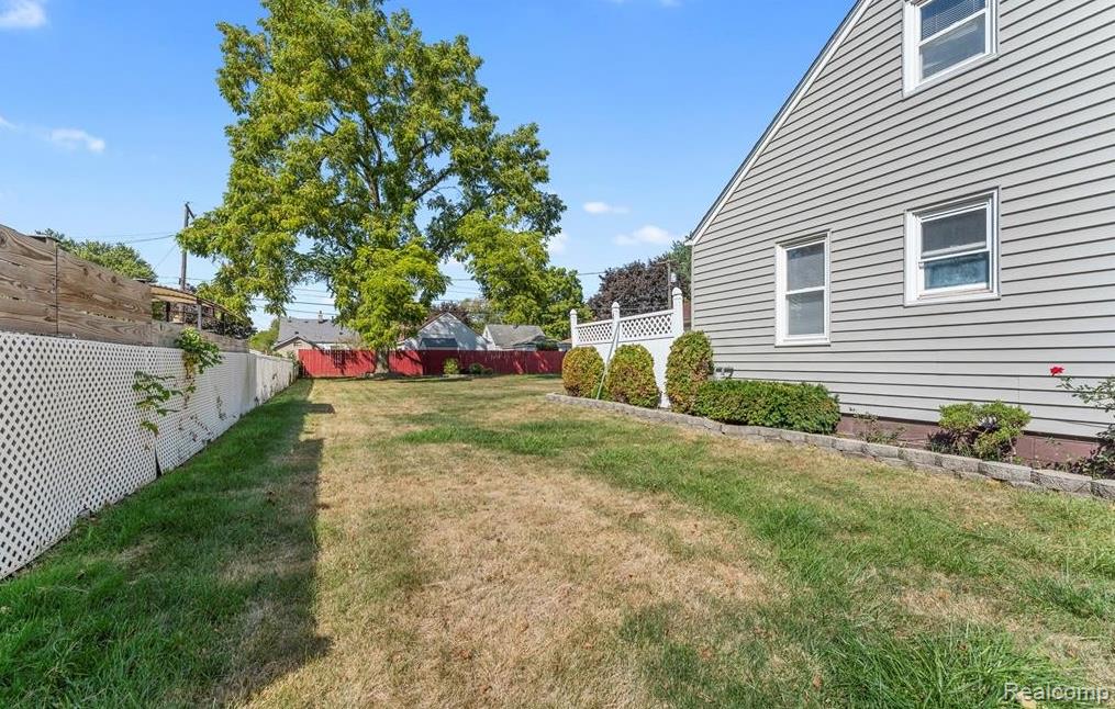 4924 Huron Street, Dearborn Heights, MI 48125 — Photo 22