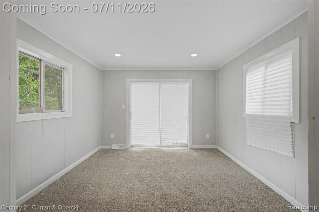 9263 Rosemont St Avenue, Detroit, MI 48228 — Photo 13