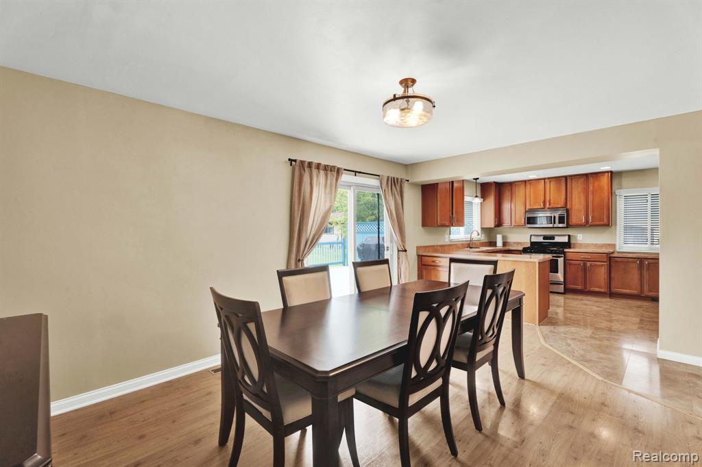 43819 Fredericksburg Street, Canton, MI 48188 — Photo 12
