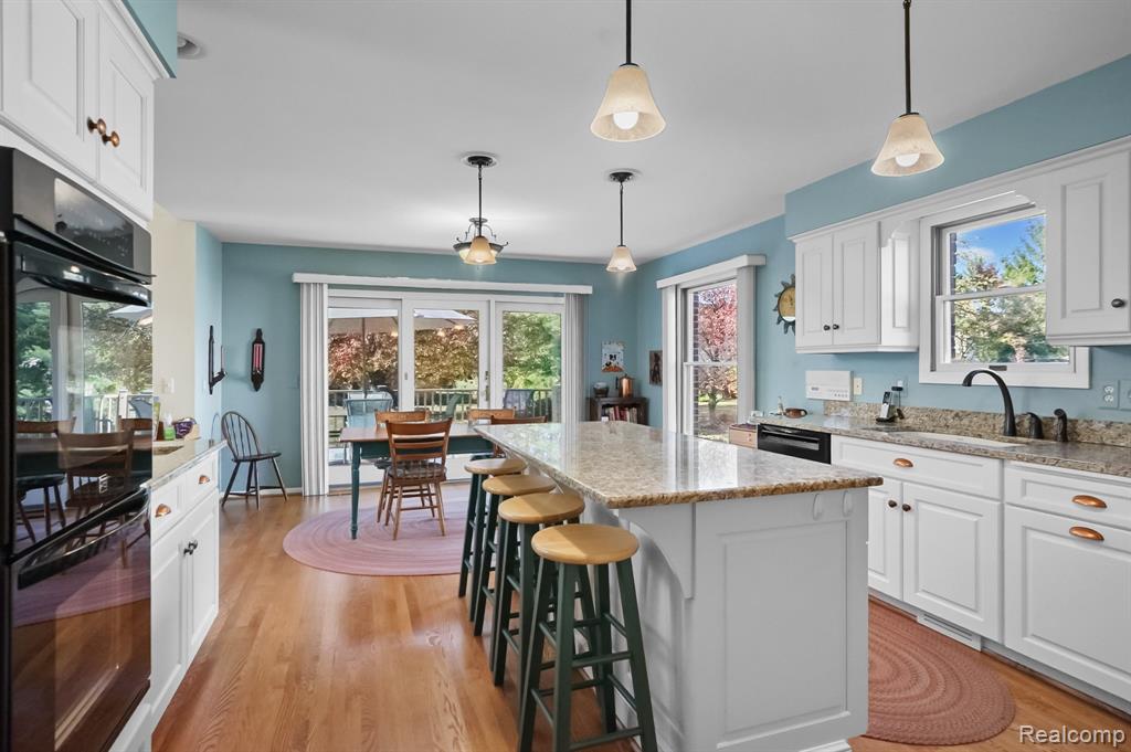 6573 Tree Knoll Drive, Troy, MI 48098 — Photo 17