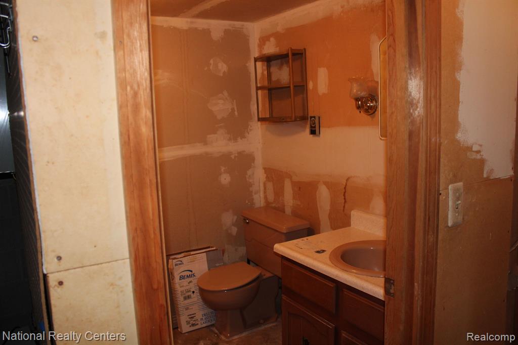 9720 QUEENS Drive, Manchester, MI 48158 — Photo 20