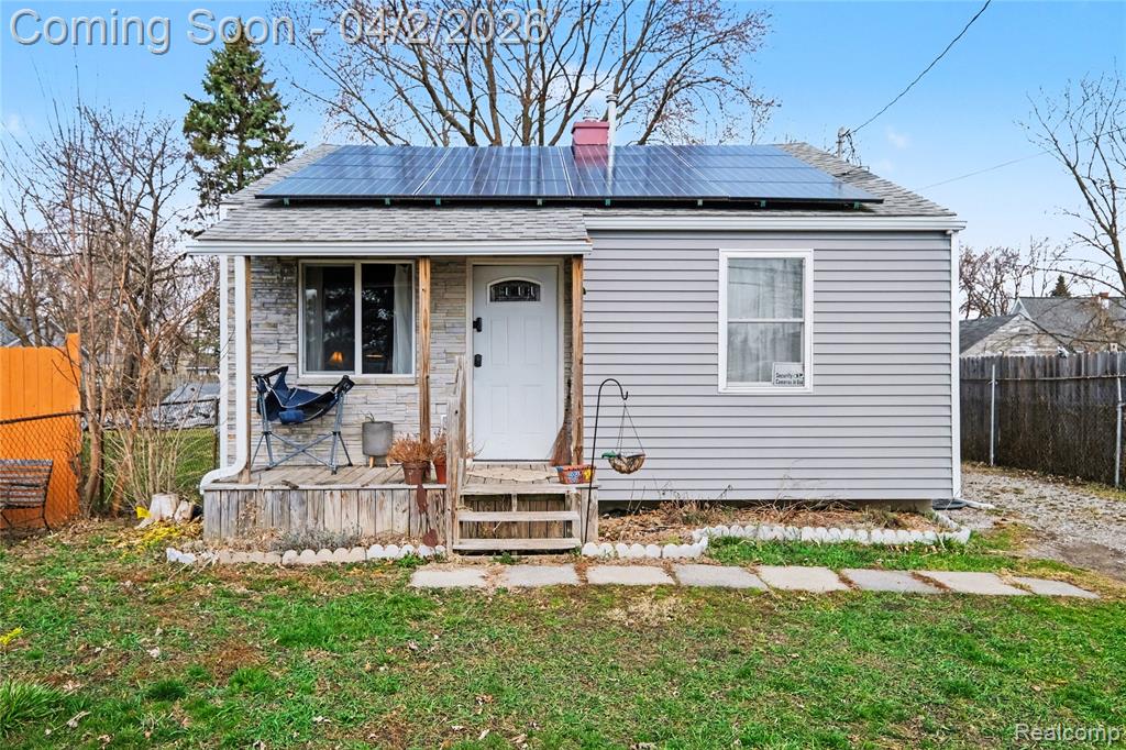 1233 Carman Street, Burton, MI 48529 — front exterior