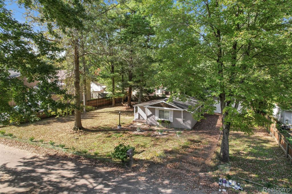 9106 Maple Road, Clay, MI 48001 — Photo 25
