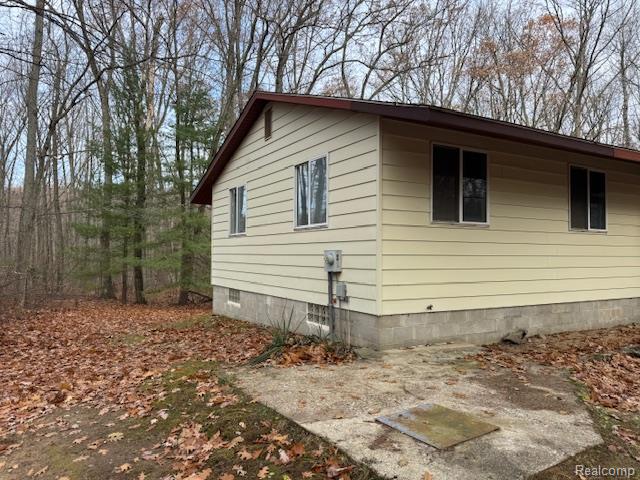 10055 E Woods Road, Gladwin, MI 48030 — Photo 2