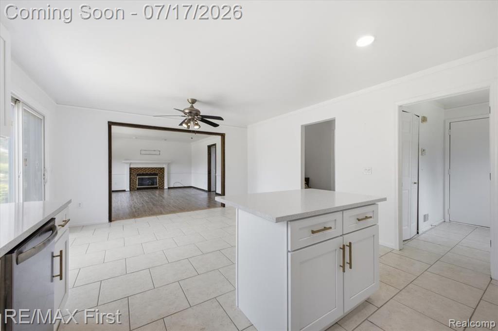 50443 Middle River Drive, Macomb, MI 48044 — Photo 5