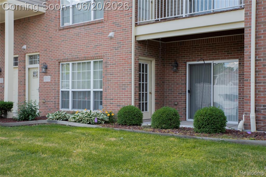 519 Cedar Street, Wyandotte, MI 48192 — Photo 2
