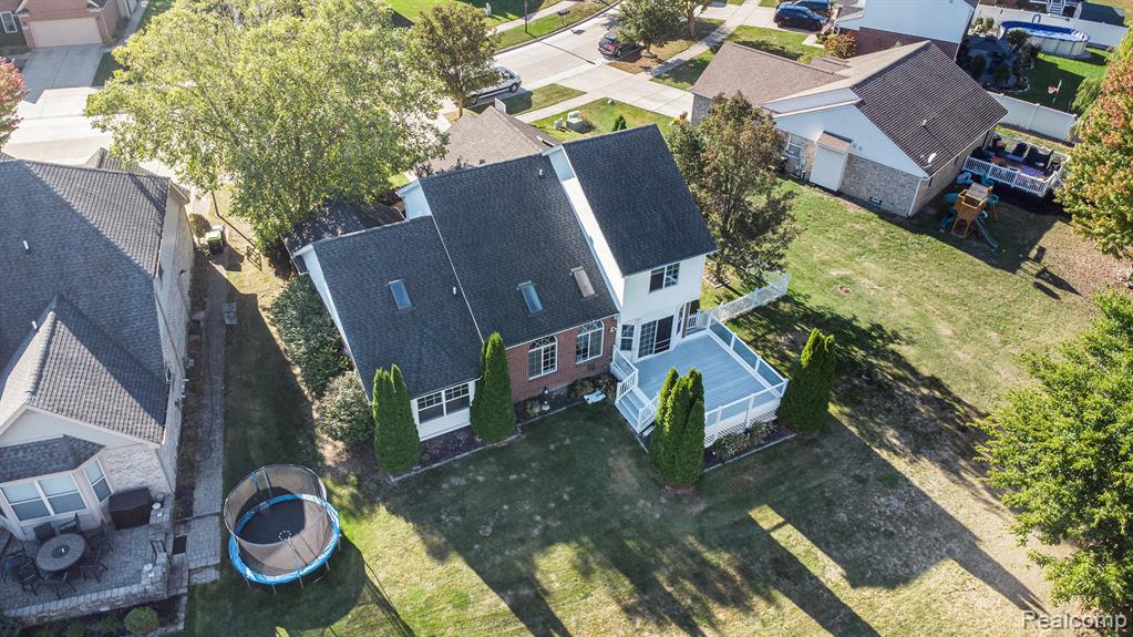 26659 Pepperwood Drive, Woodhaven, MI 48183 — Photo 31