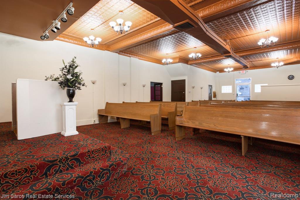 14105 KERCHEVAL Street - Photo 3