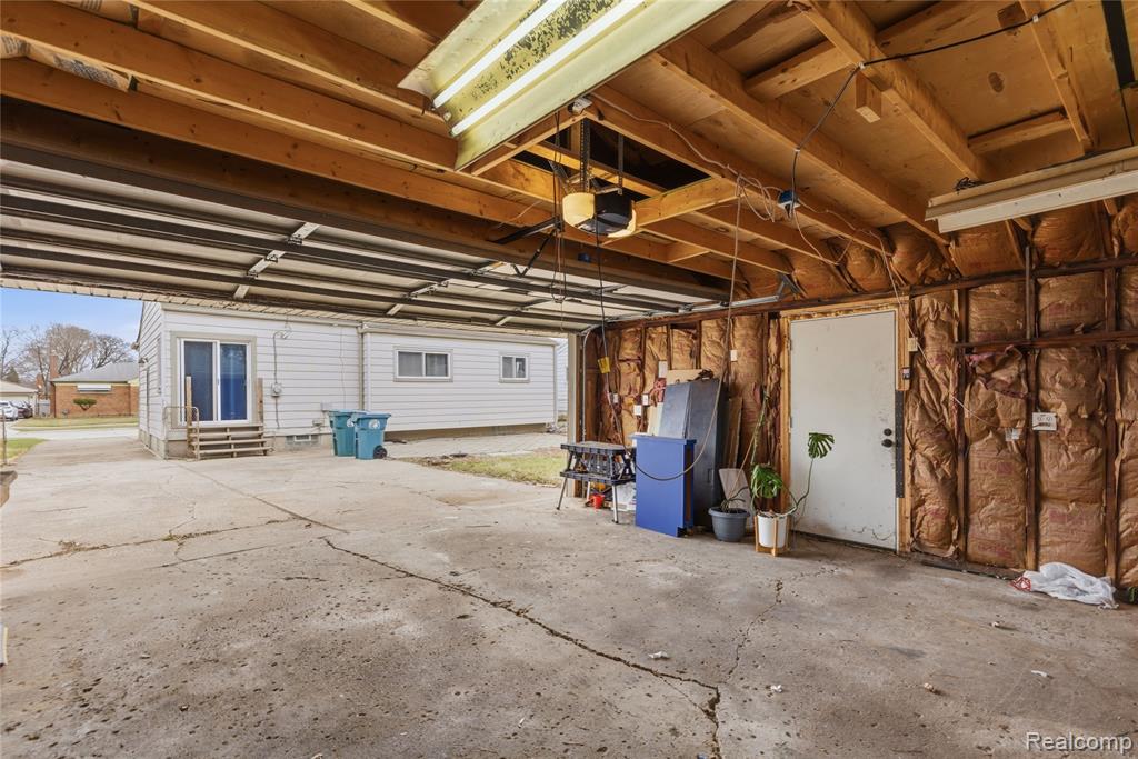 6457 Deering Street, Garden City, MI — Photo 36