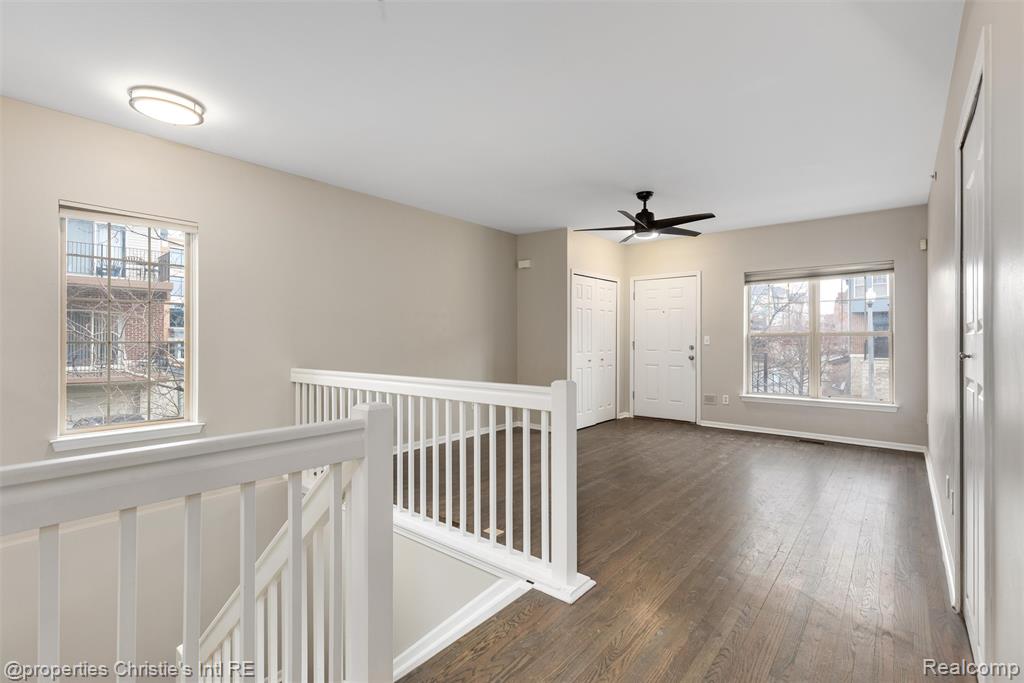 44 Adelaide Street - Photo 4