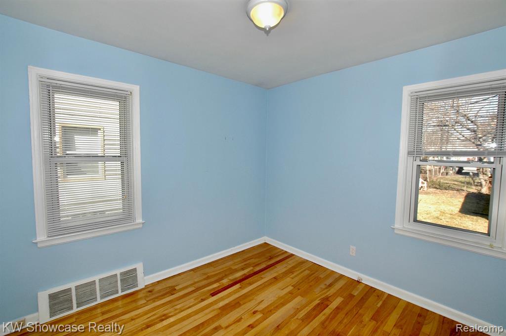611 MARLIN Avenue, Royal Oak, MI 48067 — Photo 9