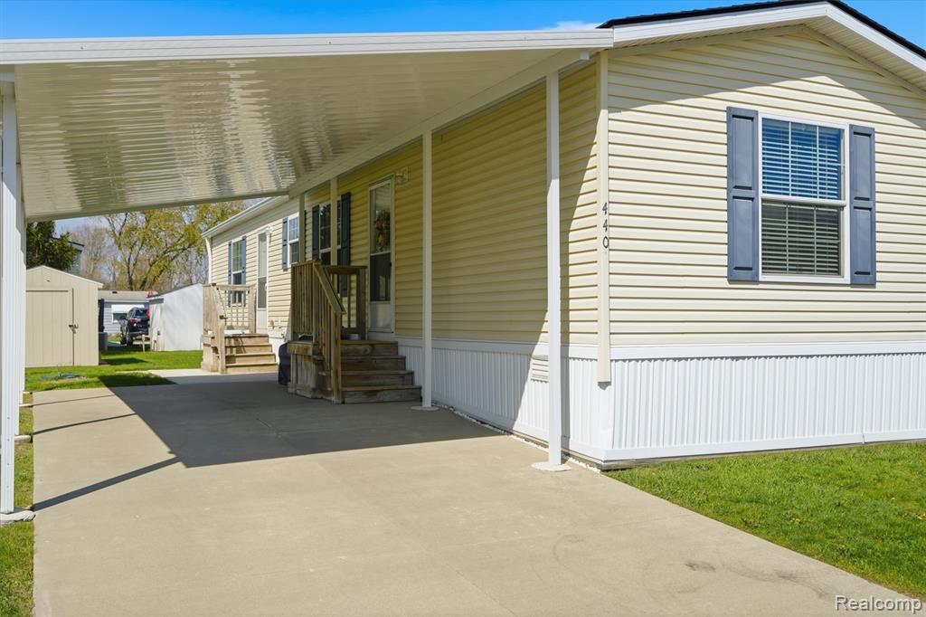 440 Flamingo Street, Rochester Hills, MI 48309 — Photo 3