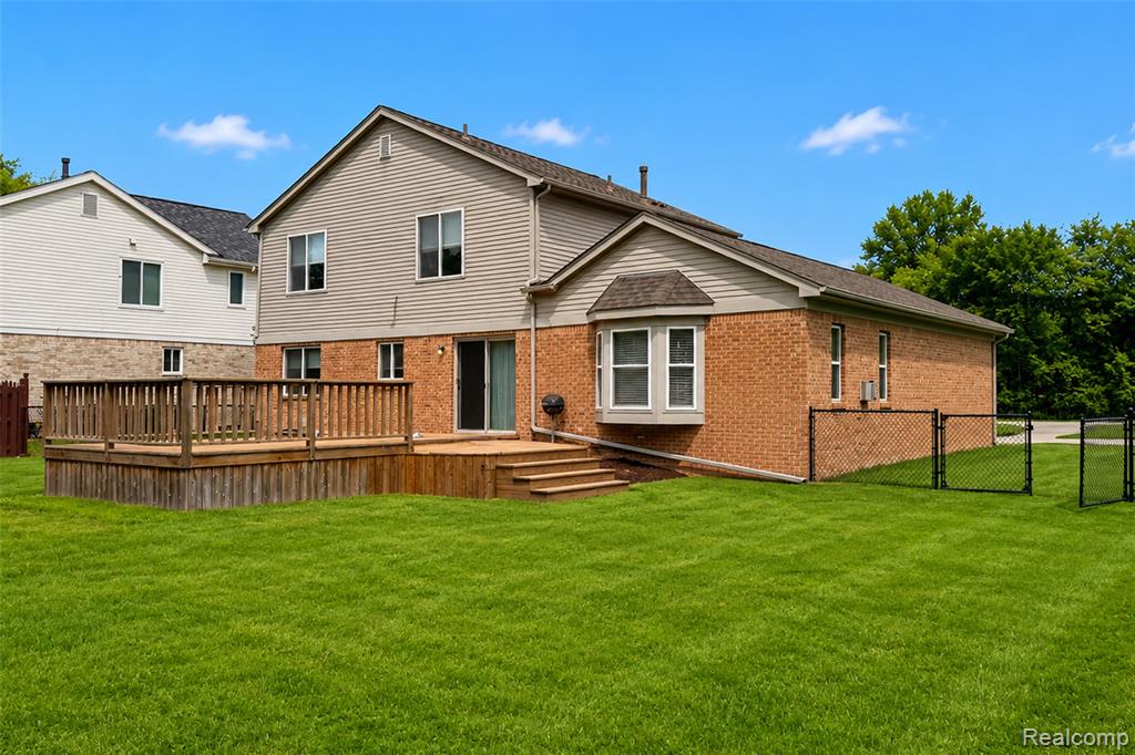 41585 Cherry Hill Road, Canton, MI 48188 — Photo 40