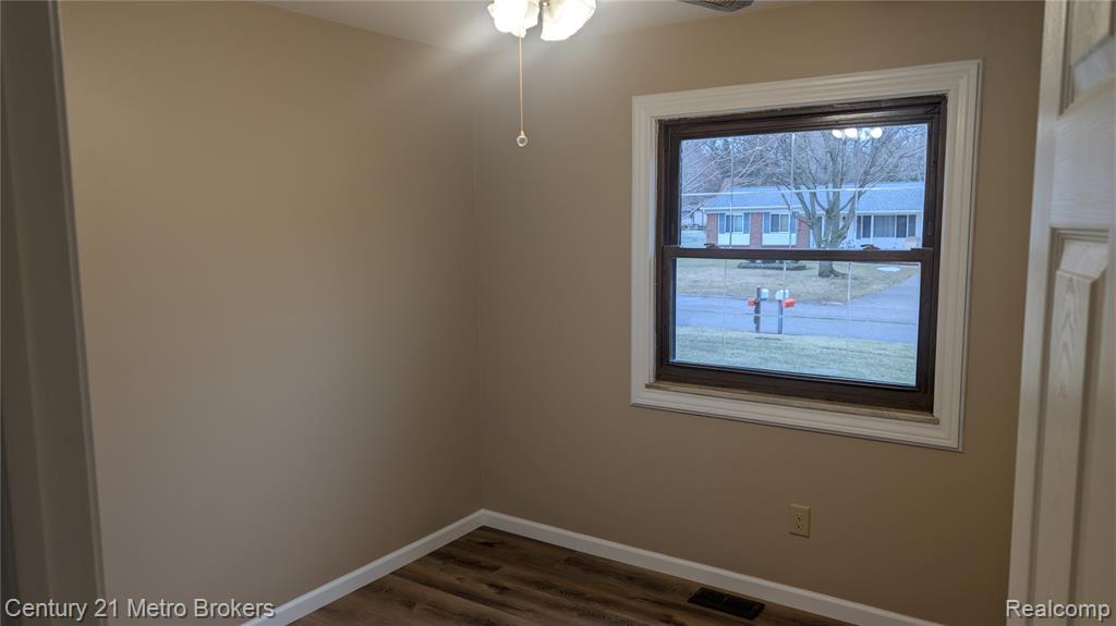 7445 New Hampshire Drive, Davison, MI 48423 — Photo 10