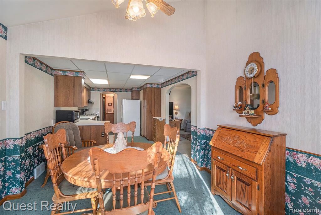 7000 WILLIAMS LAKE Road, Waterford, MI 48329 — Photo 14