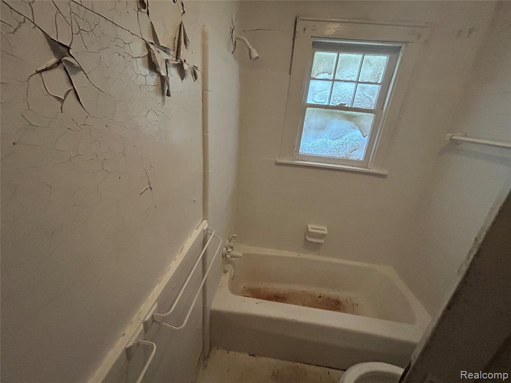 2356 S DYE Road, Flint, MI 48532 — Photo 11