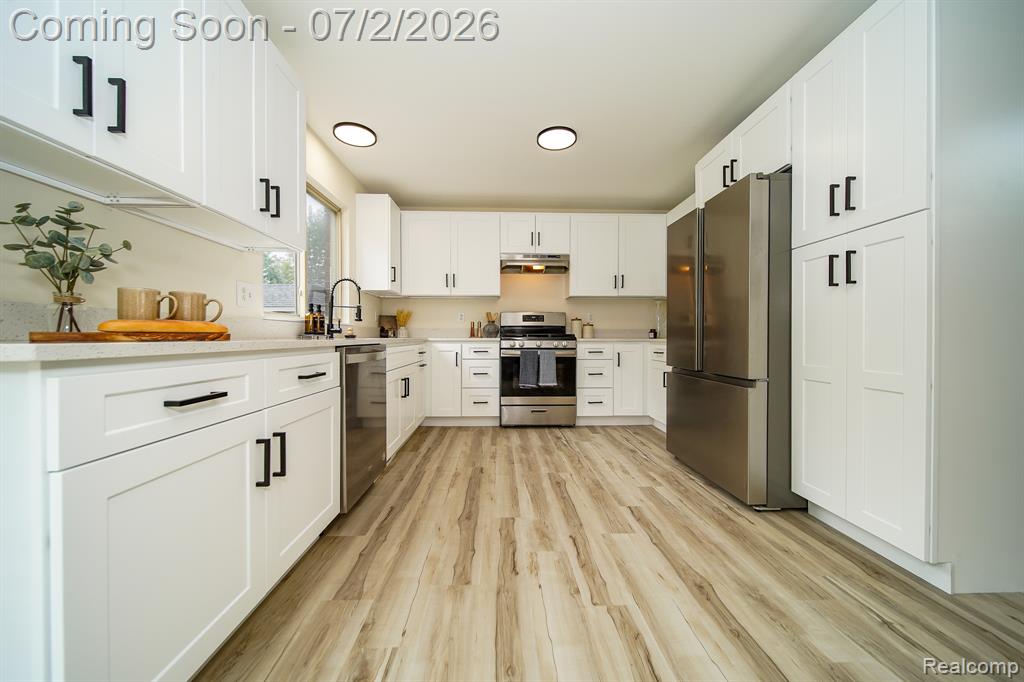 5558 Bedell Road, Sterling Heights, MI 48310 — Photo 21
