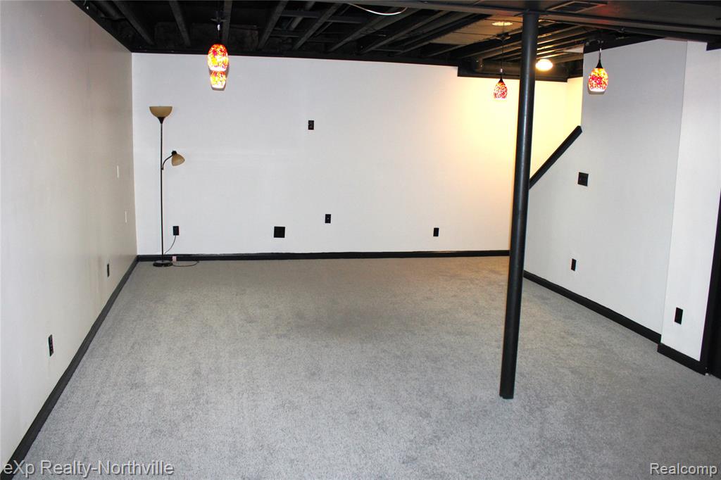 7244 Lavender Lane, 43, Waterford, MI 48327 — Photo 22