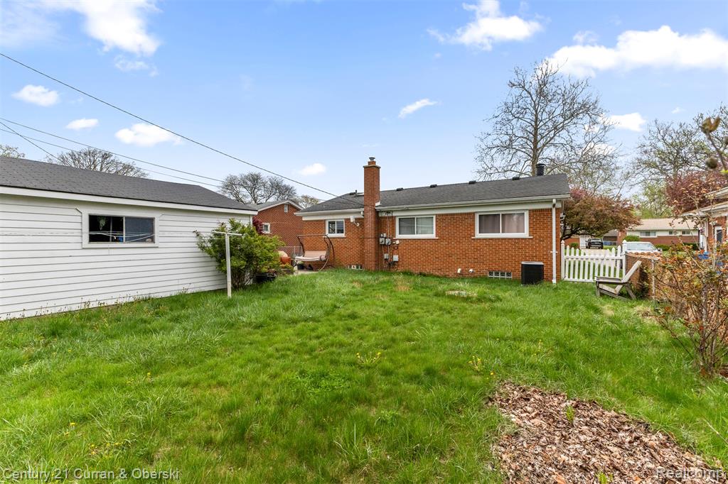 6633 Shadowlawn Street, Dearborn Heights, MI 48127 — Photo 4