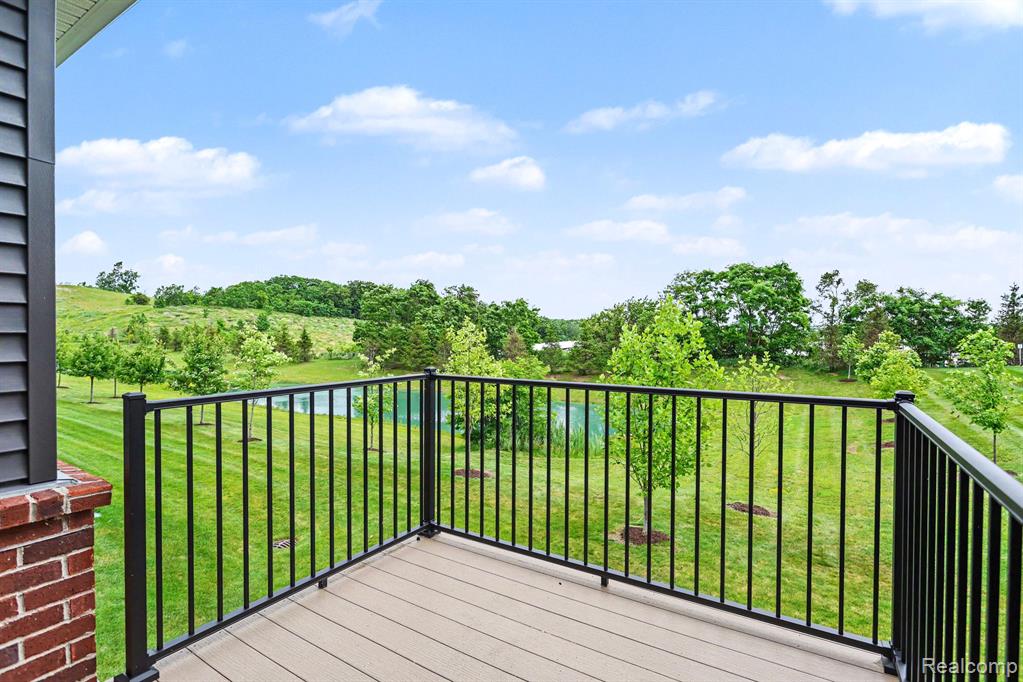 4871 Broomfield Way, Lake Orion, MI — Photo 27